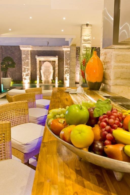 Puri Ratu Jimbaran Villa エクステリア 写真
