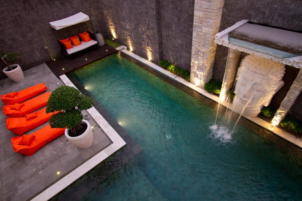 Puri Ratu Jimbaran Villa エクステリア 写真