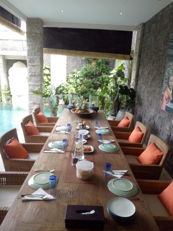Puri Ratu Jimbaran Villa エクステリア 写真