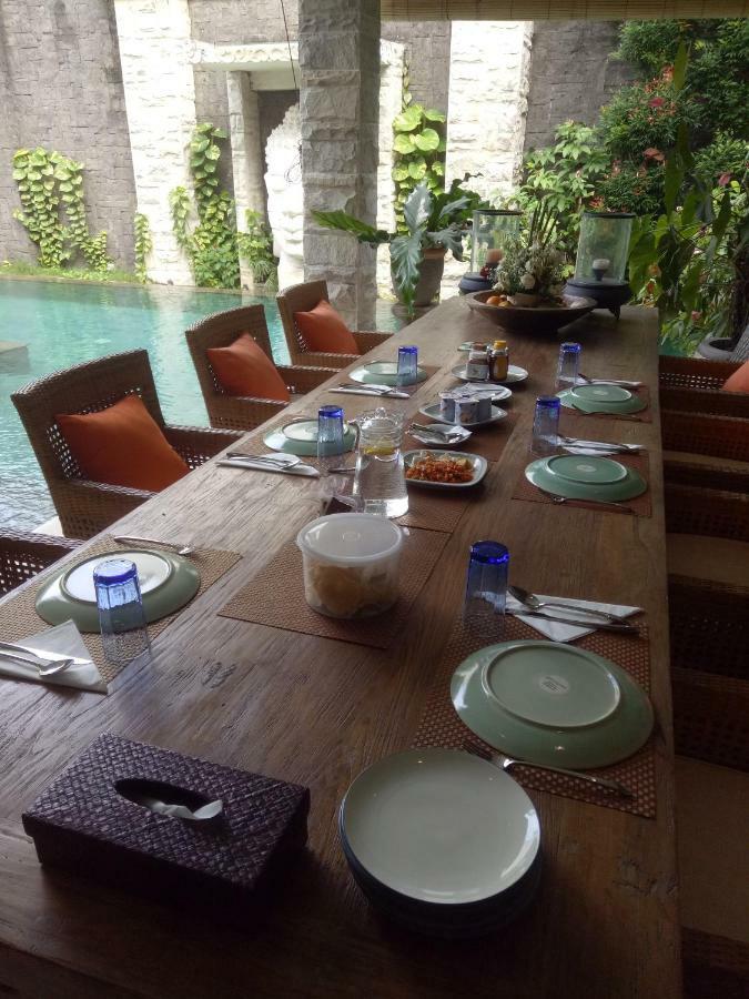 Puri Ratu Jimbaran Villa エクステリア 写真